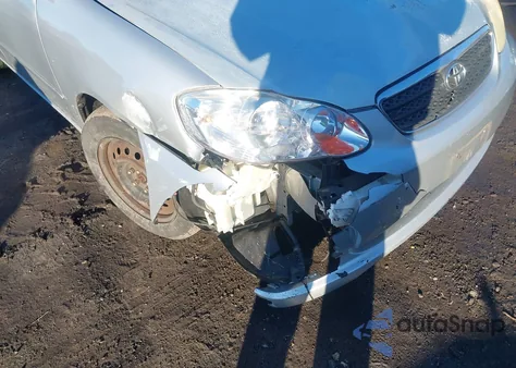 2008 Toyota Corolla Le z USA, uszkodzony, nr VIN 2T1BR32EX8C914315